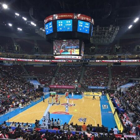 Star Live team service Beijing Cadillac Arena system ahead of 2022 ice hockey games.