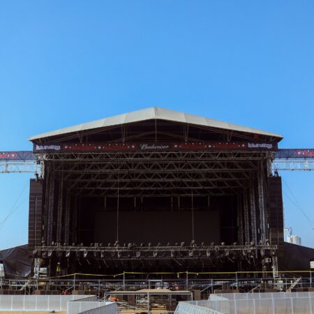 Press release: BookMyShow Live brings Star Live’s Flagship VerTech Stage System to India.