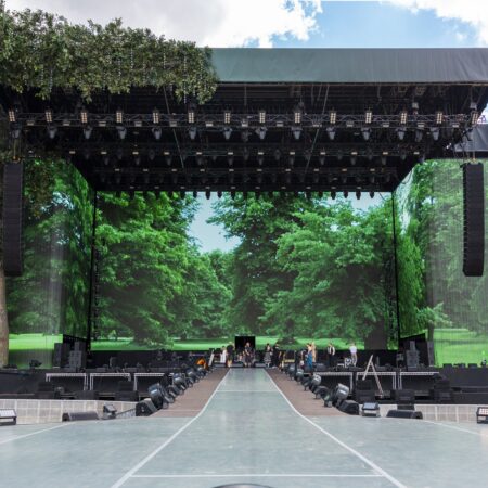 Star Live’s Project Director Gavin Scott speaks to LS Events about the making of the Great Oak stage.