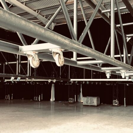 Star Live’s VerTech Ground Support & rigging package installed at new studio MARS Volume.