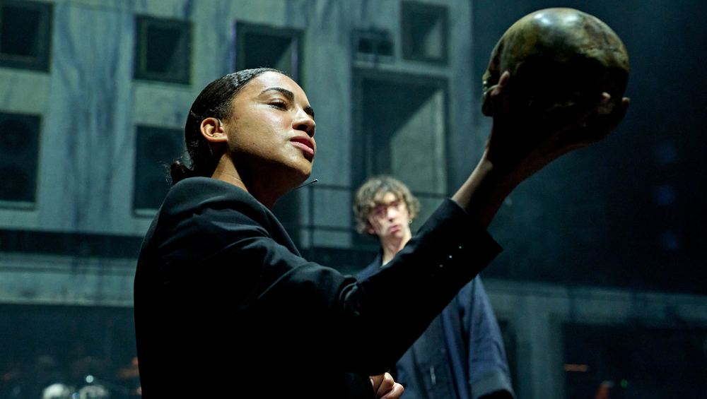 Hamlet – Hail to the Thief: pushing the boundaries of theatre and structure.