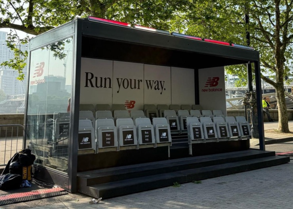 New Balance Cheerzone, London Marathon 2025.