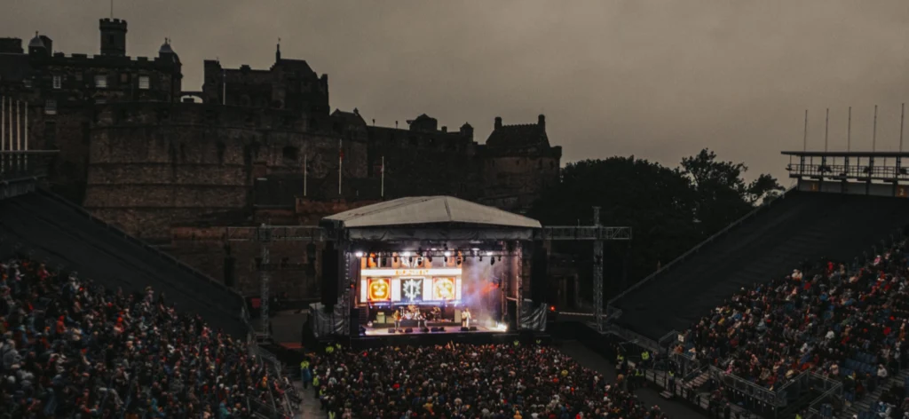 🎶🏴󠁧󠁢󠁳󠁣󠁴󠁿🏰 A castle, a concert series and clever engineering.